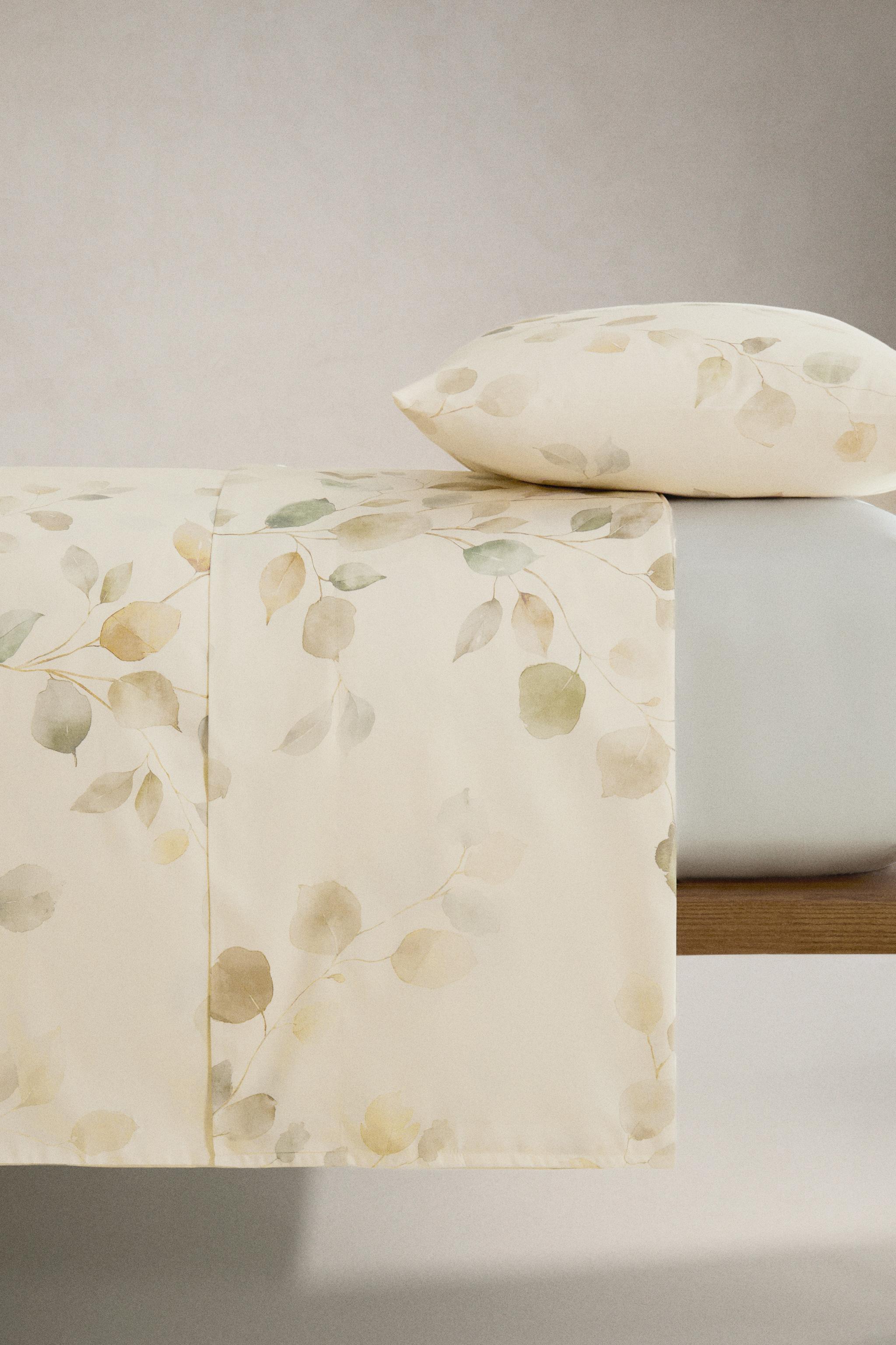 SATEEN FLAT SHEET WITH LEAF PRINT